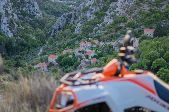 Self-Guided Quad Tour | HVAR ISLAND - The Role of the Personal Map and Recommendations