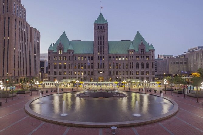 Self-Guided Scavenger Hunt: Around Downtown Minneapolis - Key Points