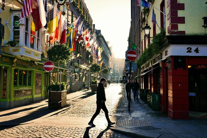 Self-Guided Scavenger Hunt: Dublin Adventure - Photo Challenges and Interactive Elements