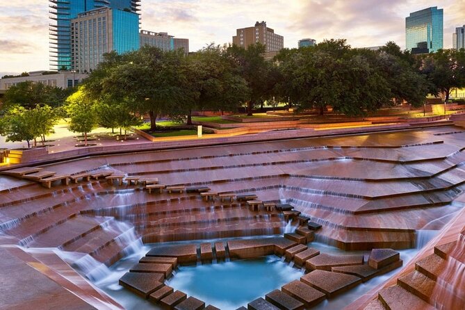 Self-Guided Scavenger Hunt: Fort Worth Art Worth - Exploring Fort Worth Landmarks and Hidden Nooks