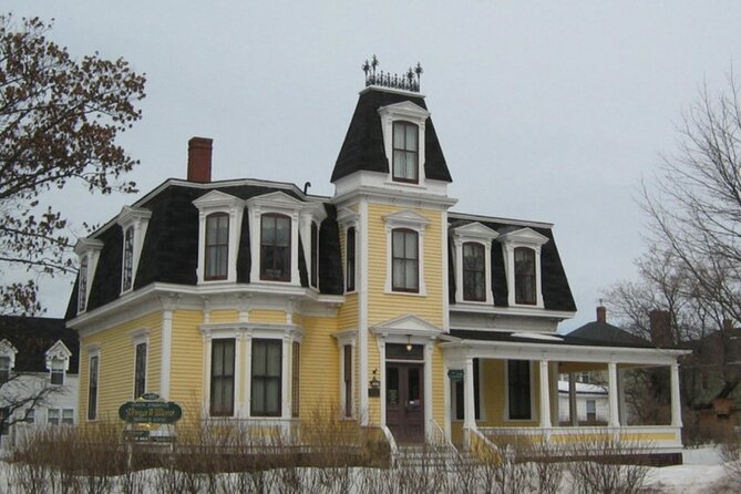 Self-Guided Scavenger Hunt: Moncton Canadas Cultural Hub - Comparing Value and Experience