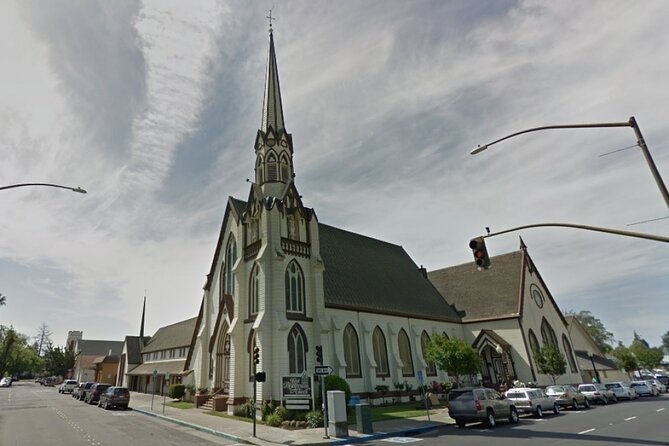 Self-Guided Scavenger Hunt: Napa Reflections - Discover Napa’s Landmarks, Arts, and Historic Sites