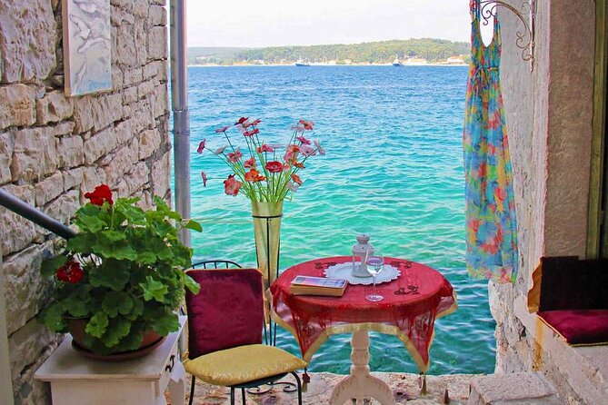 Self Guided Secrets Tour - Explore Rovinj & Miss nothing - Starting Point at Rovinj Market