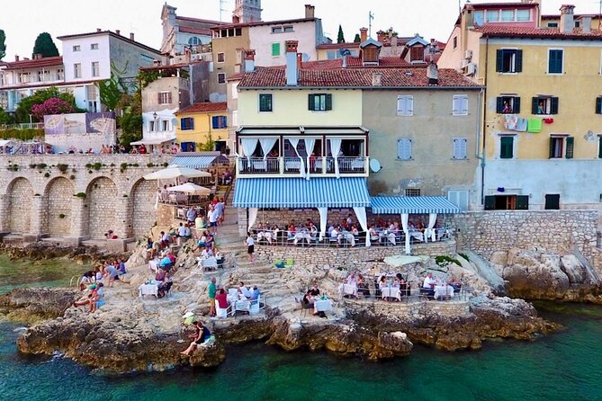 Self Guided Secrets Tour - Explore Rovinj & Miss nothing - Relaxing at Plaza Balota and Sunbathing on Rocks