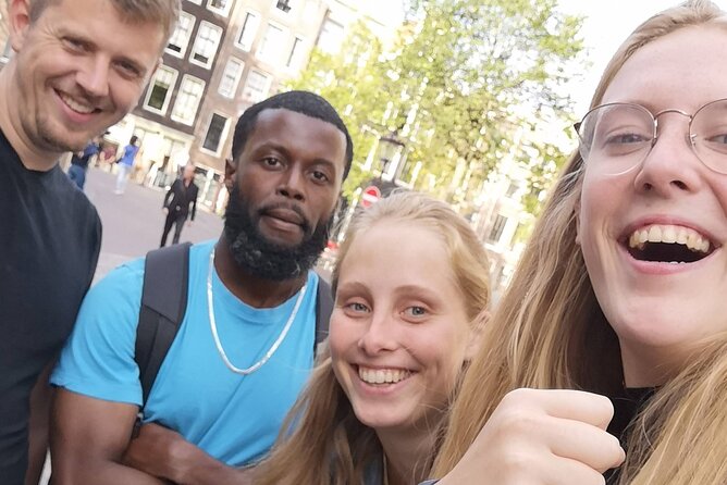 Self Guided The Marbella Syndicate City Escape Game - How the Game Works: Booking and Starting the Adventure