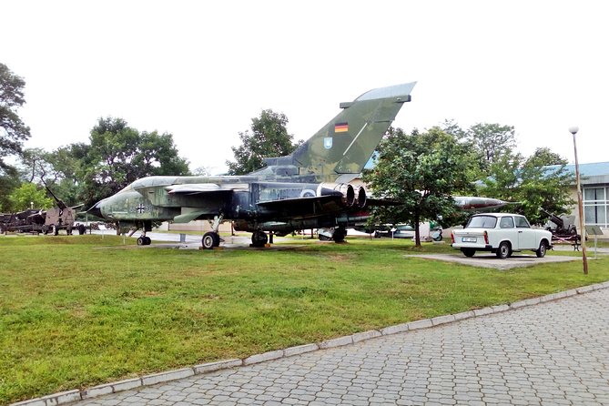 Self-guided Tour in the Museum of Socialist Art - Ideal Visitors for the Self-guided Socialist Art Tour