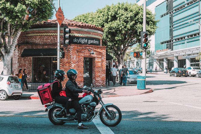Self-Guided Tour of Westwood in Los Angeles with Fun Facts and Best Photo Ops - Paying Respects at Pierce Brothers Westwood Village Memorial Park