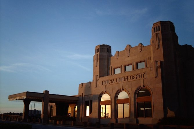 Self Guided Tulsa Scavenger Hunt: Center of the Universe - Meeting Point and Tour Flexibility
