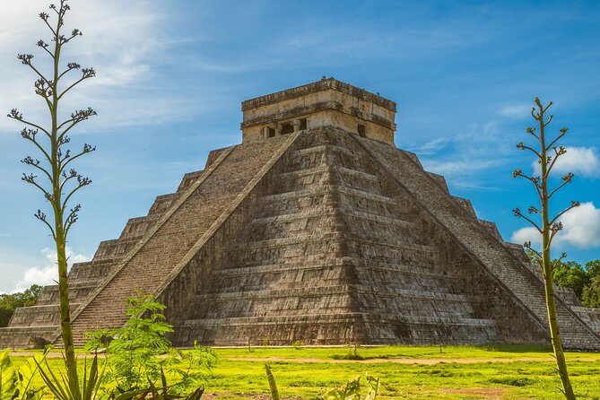 Self Guided Walking Audio Tour of Chichen Itza - Exploring Chichen Itza with a Self-Guided Audio Experience