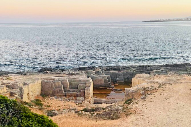 Self-guided Walking Tour and Outdoor Escape Game in Cala Millor, in German - Practical Details and Logistics