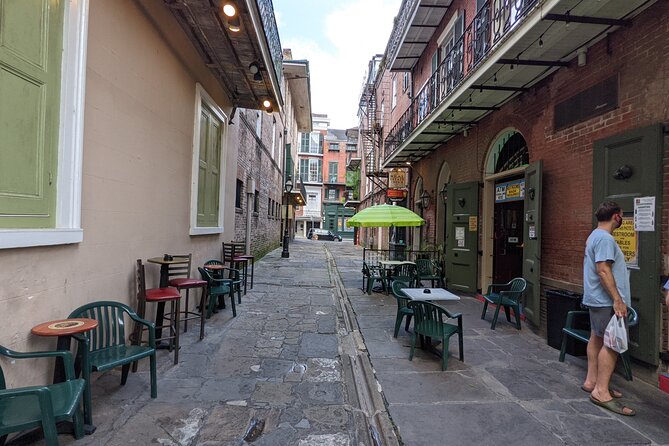 Self-Guided Walking Tour French Quarter In New Orleans - Visit the Arsenal and Marvel at a Picasso
