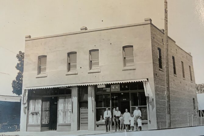 Self-Guided Walking Tour in Chinatown - Key Points