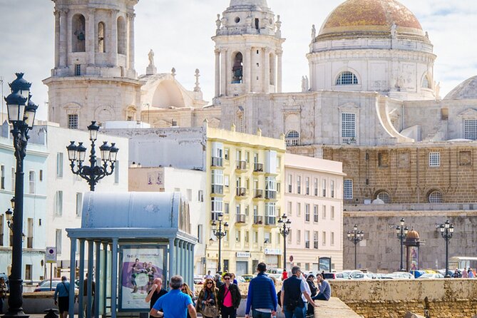 Self Guided Walking Tour of Charming Cadiz - The Vibrant Atmosphere of Plaza de las Flores and Cádiz Cathedral