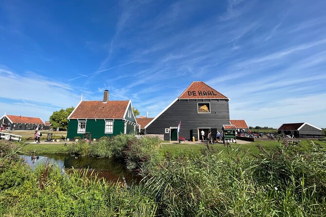 Self-guided walking tour over the Zaanse Schans - Traditional Crafts at De Kuiperij and Clog Workshop