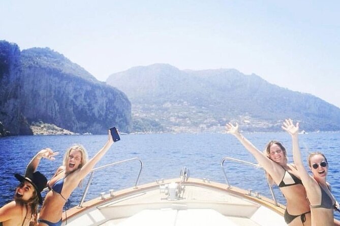 Selfie at Faraglioni, Water Taxi, Transfers in Capri! - Discover Capri’s Iconic Landmarks in Just Two Hours