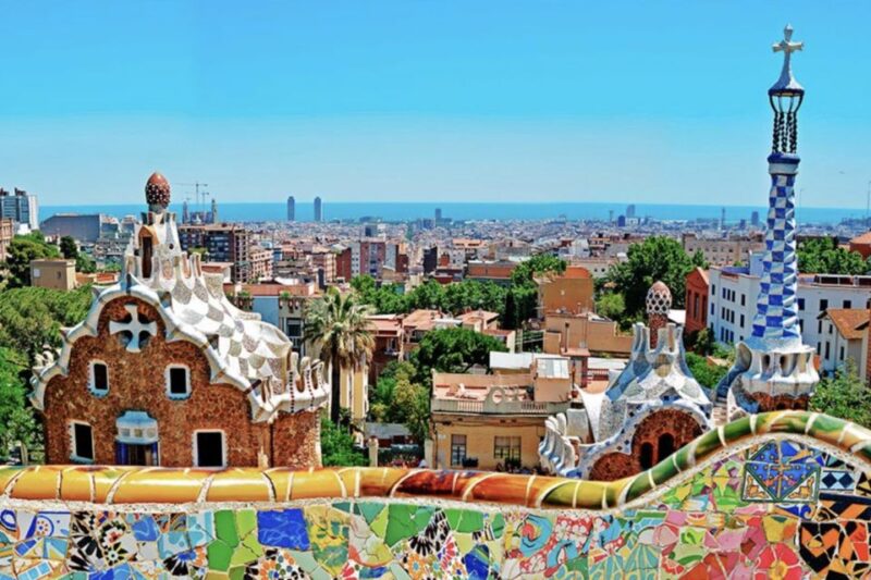 Semi-Private Barcelona Gothic, Parc Guell & Sagrada Familia - Scenic Views from Montjuic and Tibidabo
