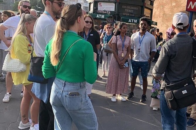 Semi Private Colosseum Tour With Access to Ancient City of Rome - The Colosseum: An Icon of Ancient Romes Gladiatorial Past