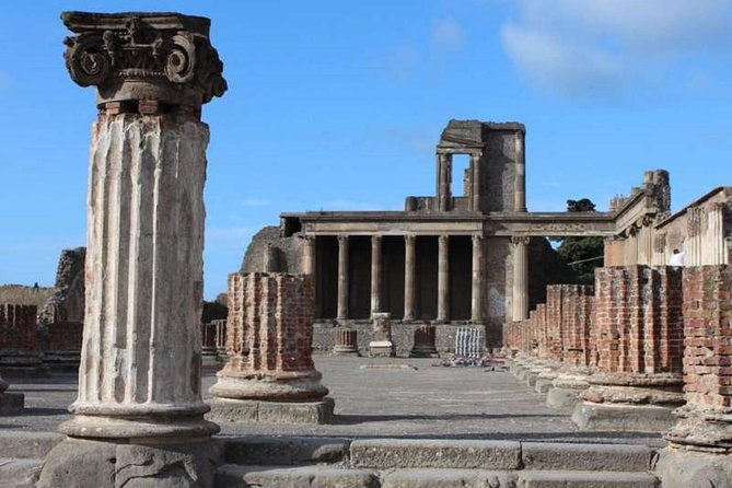 Semi-Private Day Trip to Pompeii and Naples from Rome - Highlights of Naples’ Historic Landmarks