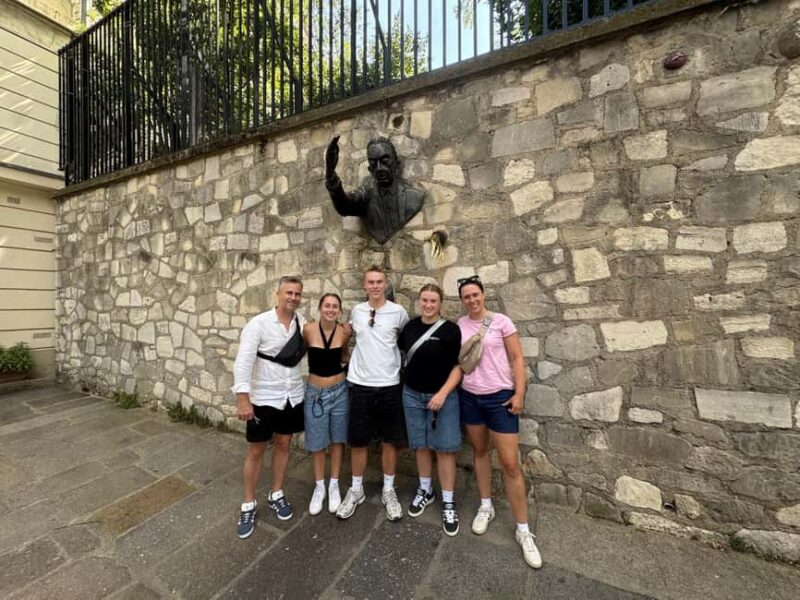 Semi-private e-bike tour of the legendary Montmartre neighborhood - Discover Montmartre on an Electric Bike in 2 Hours