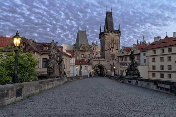 Semi Private Experience of Old Town, Charles Bridge and Prague Castle with local - Starting Point at the Powder Gate in Prague