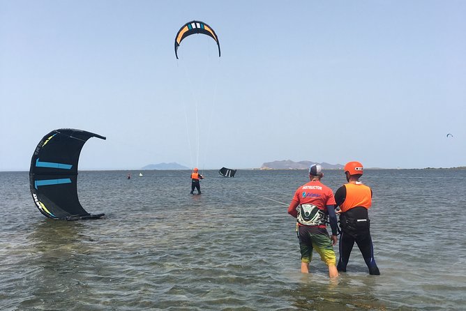 Semi-private kitesurfing course for beginners - Booking and Cancellation Policies