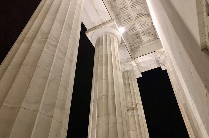 Semi Private Monument Night Tour - How This Tour Differs from Other Night Tours in DC