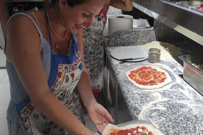Semi-Private Pizza Making Experience in Naples with Drink - The Role of the Guide and Host Personalities