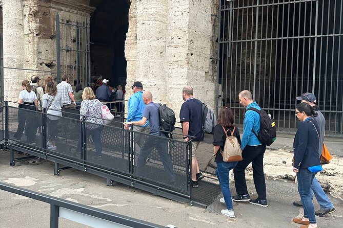 Semi Private Tour , Colosseum , Roman forum , Palatine hill - Visiting the Roman Forum and Palatine Hill After the Tour