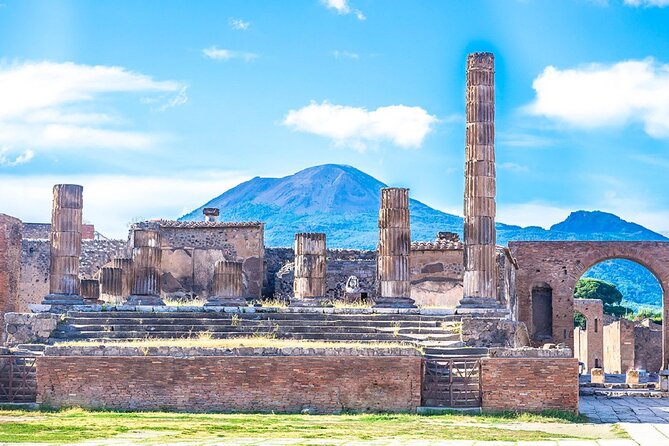 Semi - Private tour of Pompeii with an Archeologist - Who Will Appreciate This Tour Most