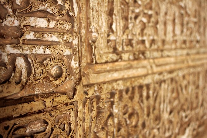 Semi Private Tour to the Alhambra from Nerja - Authentic Spanish Food and Cultural Stories in Albaicín