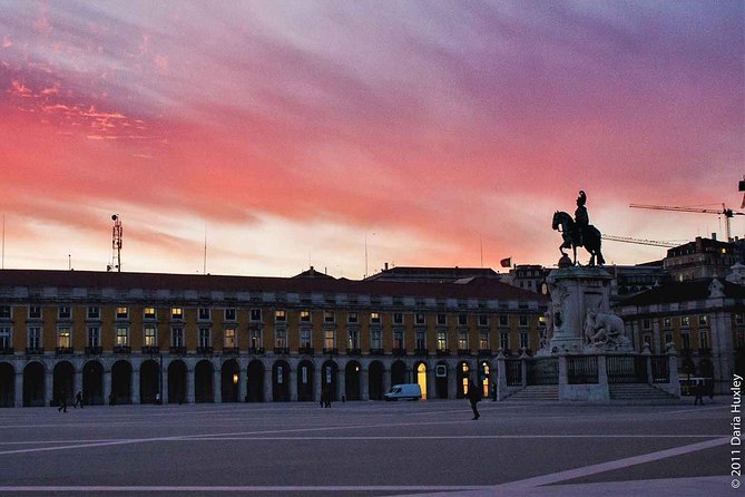 Senior Tourism - Private Tour Best of Lisbon, Sintra & Cascais - Logistics and Booking Details