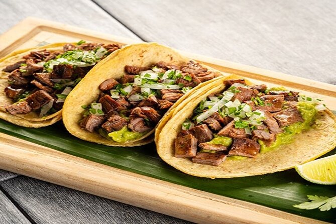 Señor Frogs Lunch / Dinner Package - Accessibility, Group Size, and Practical Tips