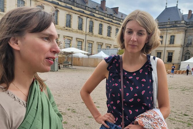 Sensory walks in the Château park in Lunéville - Experience a Peaceful 30-Minute Sensory Walk in Lunéville’s Château Park