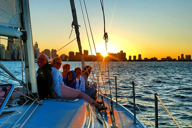 Serene Private Sunset Sail on Lake Michigan - Navy Pier, Chicago - Key Points