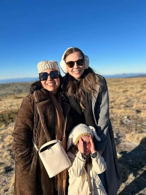 Serra da Estrela: An emblematic walk with breathtaking scenery. - Free Time at Serra da Estrela for Exploration and Relaxation