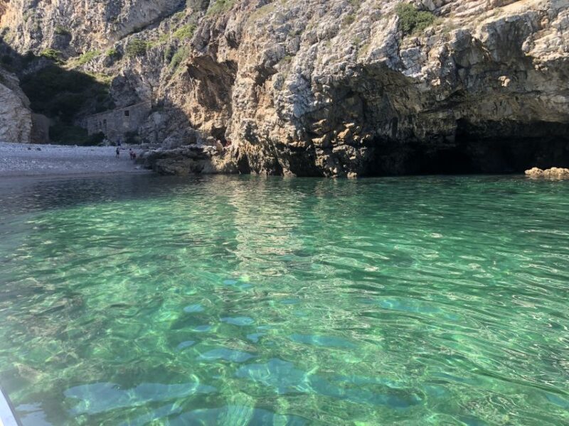 Sesimbra: Arrábida Beaches & Caves Boat Tour with Snorkeling - Visiting the Iconic Baleeira Beach and Marine Landscape