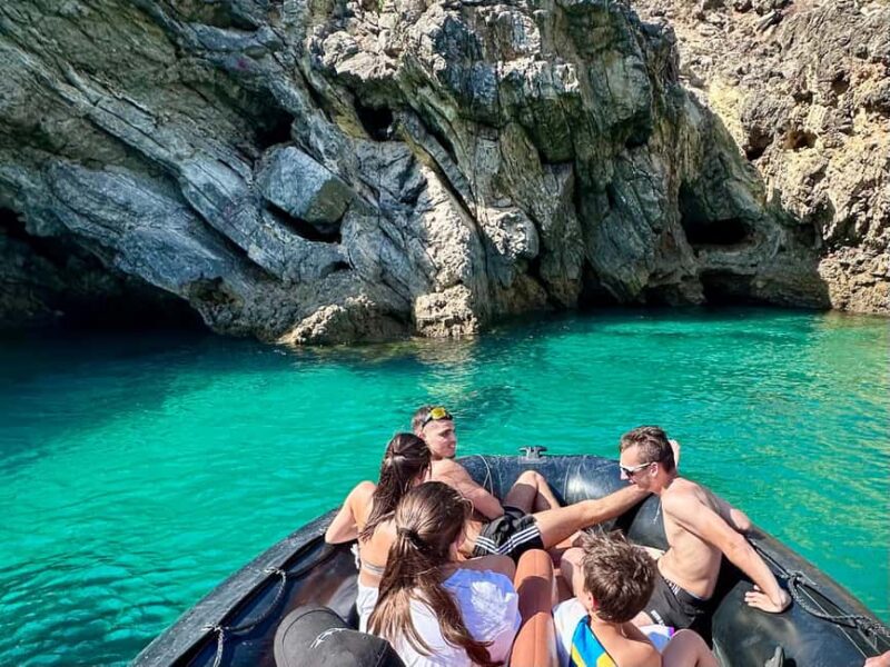 Sesimbra: Caves & Secret Beaches - The Role of Passionate Local Guides