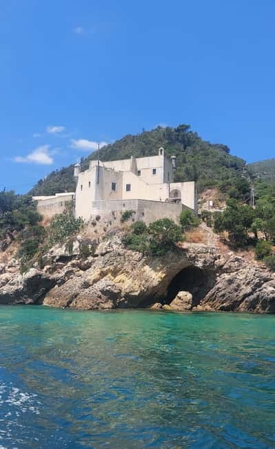 Sesimbra: Private boat trip in the Arrábida Natural Park. - Praia do Ribeiro do Cavalo’s Picturesque Sands