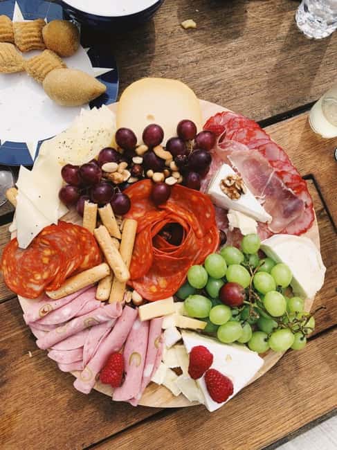 Sesimbra: Sailingboat Tour with Snacks & Drinks - Swimming and Stand-Up Paddleboarding in Crystal Waters