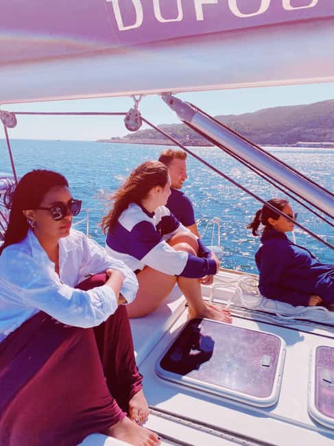 Sesimbra: Sailingboat Tour with Snacks & Drinks - Customizing the Experience: Additional Hours and Activities