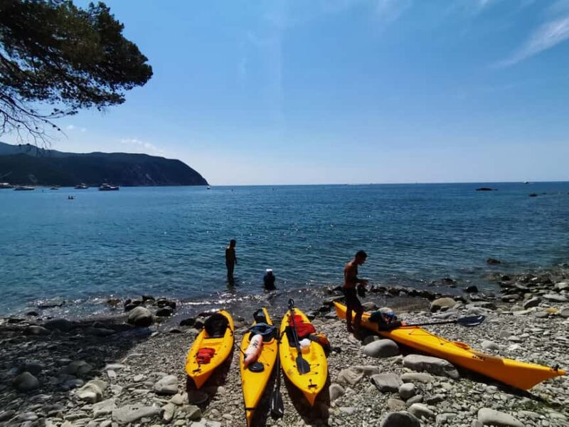Sestri Levante: Kayak Excursion in the Biodiversity of the Bay of Gold - Starting Point at Stai Fuori ASD and Practicalities