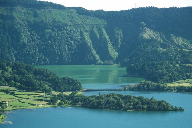 Sete Cidades Full-Day 4WD Tour from Ponta Delgada with Hiking - Relaxing by the Blue Lake’s Margins