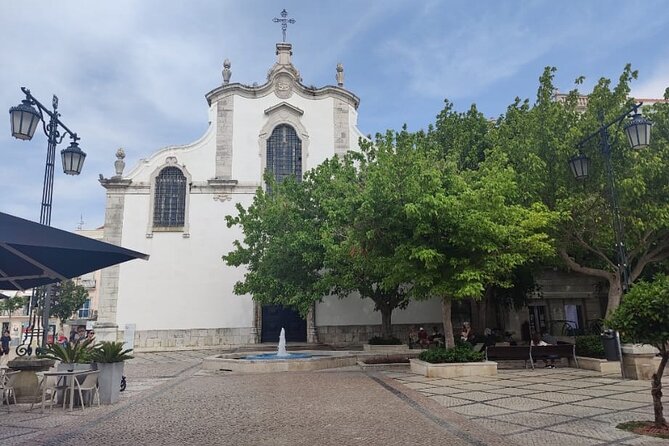 Setúbal Private Walking Tour Off-the-Beaten-Path - Visiting the Church of the Former Monastery of Jesus