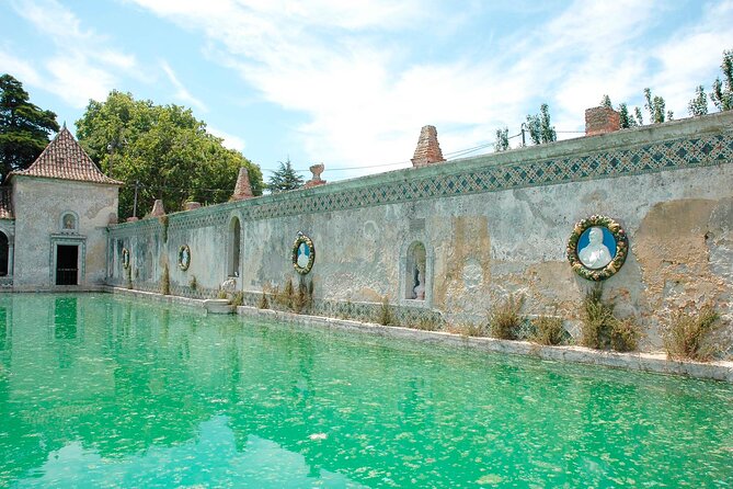 Setubal Private Wine Tour, Food Tasting, Beaches, Palaces and Art - Crossing the 25 de Abril Bridge into the Charm of Bacalhoa