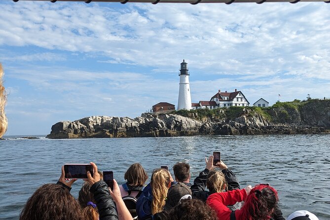 Seven Portland Lighthouses Tour - Portlands Coastal Landmarks from the Water