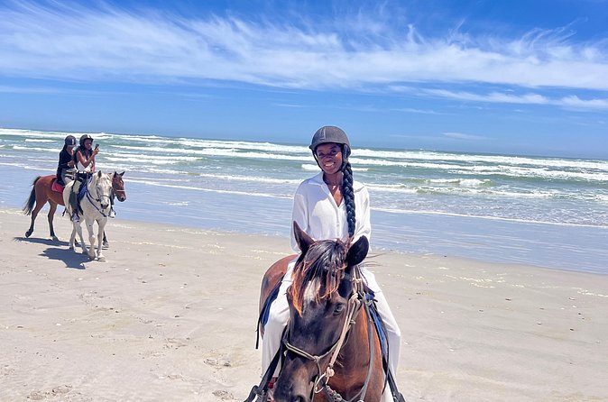 Seven Words Tours- New Jersey Day Tours - Animal Encounters at Bluebird Farm Alpacas and Willow Grove Ranch