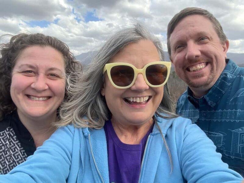 Sevierville: Highlights of Sevierville w/ stop at Buc-ee's - The Intimate Experience with a Local Guide