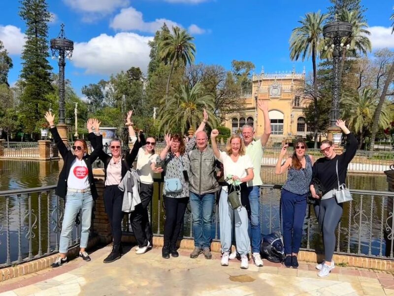 Sevilla: 100% Nederlandstalige Highlights Tour op E-BIKE - Discovering María Luisa Park and Its Highlights