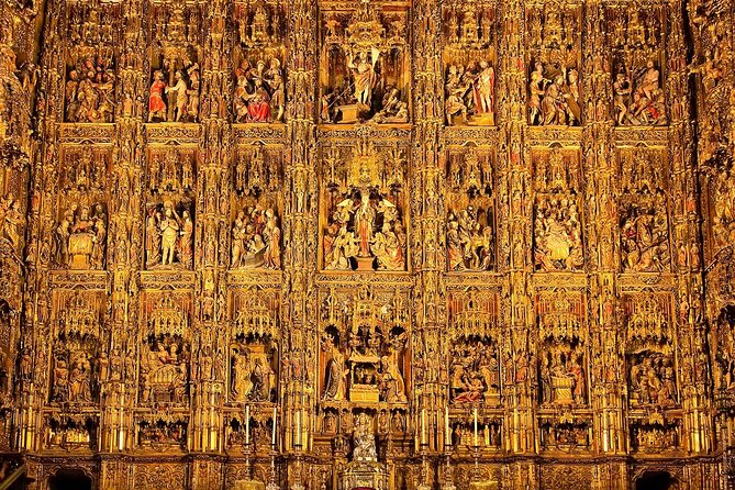 Sevilla: Guided tour to Cathedral and Giralda - Starting Point at Plaza Virgen de los Reyes