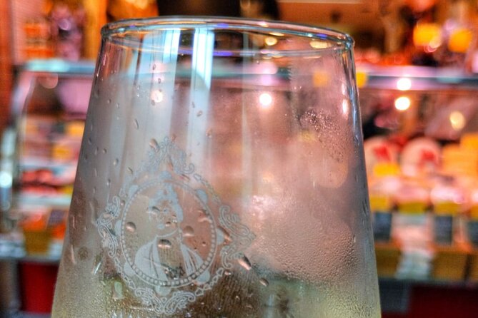 Sevilla Private Flamenco and Tapas Tour - Exclusive Flamenco Performance in Triana’s Historic District